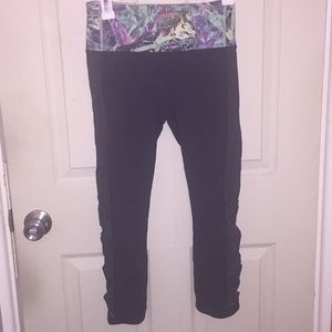 Lululemon yoga pants